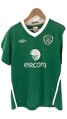 £20 • Buy Republic Of Ireland 2010/2011 Umbro Green Home Football Shirt 