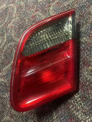 00-03 Mercedes W210 E320 E-class Wagon Rear Rh Right Inner Tail Light 2108204164 • $26.88