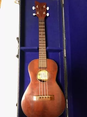 Kamaka Japan Tenor Ukulele • $1399