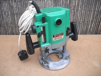 £39.99 • Buy Hitachi Professional 1/2 Inch Plunge Router 240 Volt Model M12SA