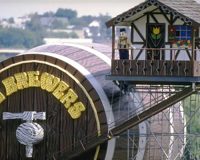 Milwaukee Brewers Bernie Brewer At His House At County Stadium Photo • $12