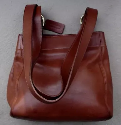 Vintage Coach Brown Leather Shoulder Bag • $37.95