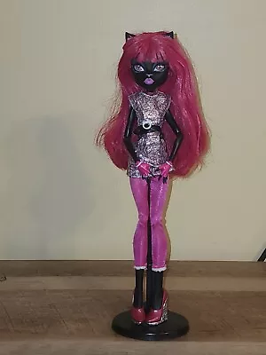 Monster High New Scaremester Catty Noir Doll Scare Mester Excellent Hair • $28.85