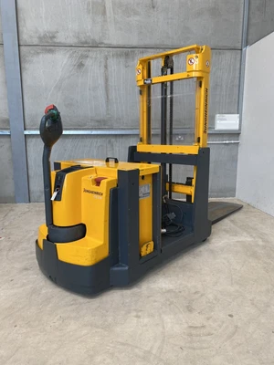 £2500 • Buy Jungheinrich EJG112 Counterbalance Pallet Stacker, Light Use, Fork Lift CLEAN
