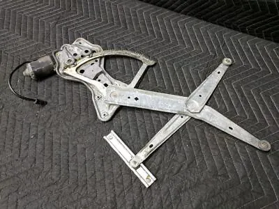 BMW E30 3-Series Convertible Front Right Window Regulator With Motor 51331933658 • $129.99