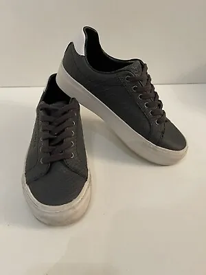 Mckenzie Womens UK 3 Black Trainers Canvas Low Top Sneaker Comfortable Shoes • £6.99