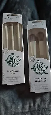 2 X Boxes Mske Up Brushes Eye & Contour So Eco • £9.50