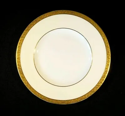 Beautiful Minton Buckingham K159 Dinner Plate • $57.64