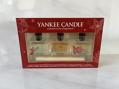 Yankee Candle Mini Reed Diffuser Christmas 2010 Set - Cinnamon Cookie & Cedar • £26.50