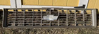 Vintage Chevrolet 350 Truck Grille 1970's GM PT 6262157 1 Collectible • $175.90