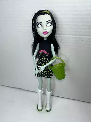 Monster High Ghoul Fair Scarah Screams Doll Green Bucket Purse • $75