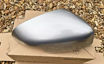 Volvo Right O/S Wing Mirror Cover R-Type Chrome C30 S40 V50 Genuine New 30733293 • $149.19