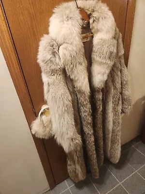 Beautiful Full Length Coyote Fur Coat • $800