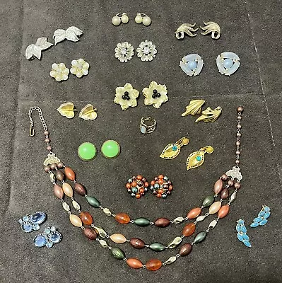 Vintage Costume Jewelry Lot!!  Wiesner Judy-Lee Lisner Marvella Leru & More! • $9.99