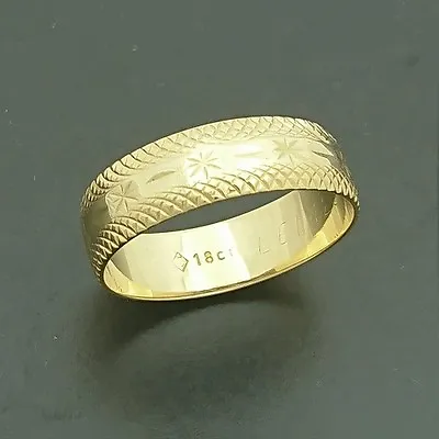 18ct 750 Yellow Gold Engraved Patterned Wedding / Dress Ring Not Scrap • £391.56