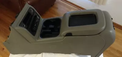 03-04-05-06-07 Chevy Silverado Sierra Tahoe Yukon Bose Floor Console Light Grey  • $499.98