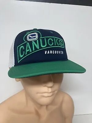 NHL Vancouver Canucks Team Script Logo On Side 2 Tone Retro Snapback Cap Hat • $16.99