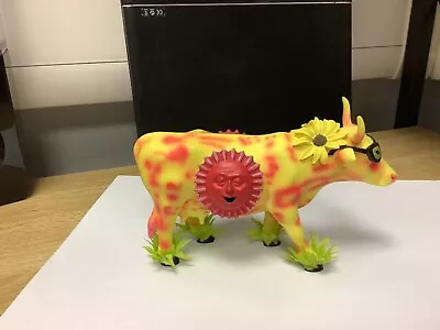 Lovely 2003 CowParade “Here Comes The Sun” • £12.99