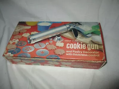 Vtg Wear-Ever Cookie Gun & Pastry Decorator Set In Original Box • $24.99