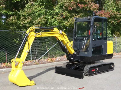 2023 AGT R35 Mini Excavator Crawler Blade Aux Hyd Cab Kubota Diesel Bidadoo -New • $8377