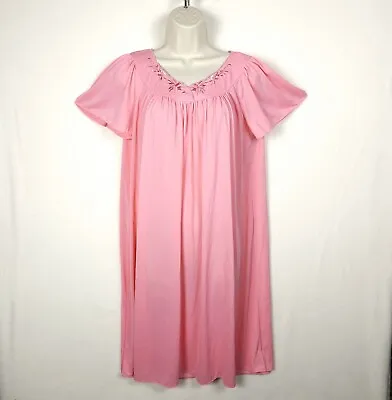 Miss Elaine Vintage  Classic Pink Cottagecore Nightgown Size S Flutter Sleeves • $18