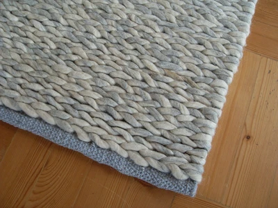 £275 • Buy Closing Down Sale!! Braided Wool Rug. Handmade. 20mm Pile! Nw03 Nat/grey.