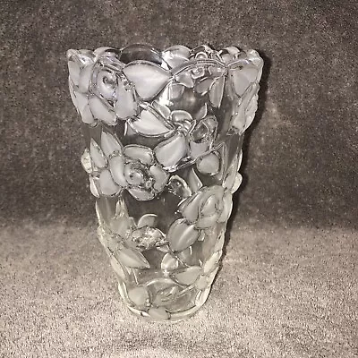 Mikasa Bella Rosa Crystal 7  Vase Clear With Frosted Raised Roses • $29.95