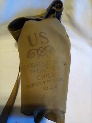 Vintage WW11 US Non Combatant Child Gas Mask M1A2-1-1 • $40