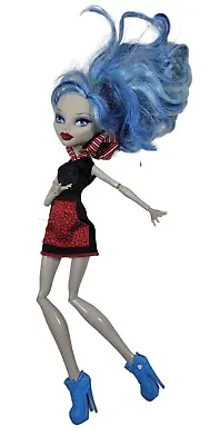 Monster High Doll Ghoulia Yelps Scaris: City Of Frights Mattel 2008 • $28.34