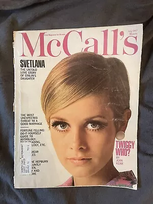 Twiggy McCall’s Magazine Vintage July 1967 Katharine Hepburn Fashion Ads Mod • $14.99