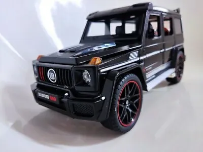 Mercedes G Wagon (Black) Diecast Model Kit 1:18 Scale • £80