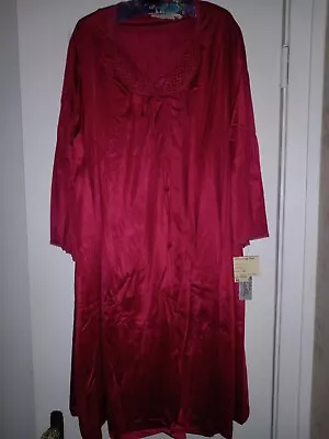 Vintage NWT Penny's Collectibles Peignoir Set Nightgown & Robe XL • $33.99