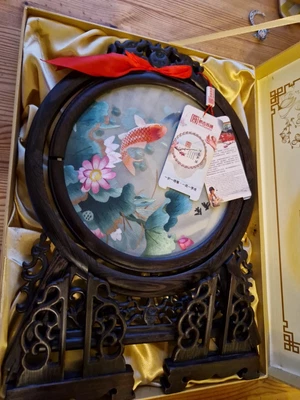 £25 • Buy Chinese SUXIU Hardwood Table Screen, Hand Painted Glass Embroidery Koi Carp