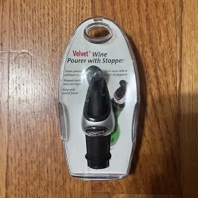 METROKANE Velvet Wine Pourer With Stopper # 6116 New • $9.99