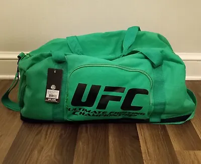 UFC 2010  Fight Camp  Official Duffel Bag NWT Ultimate Fighting Zuffa MMA Green • $110