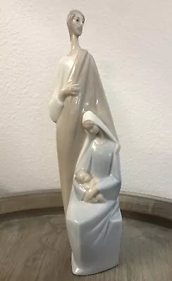 LLADRO Porcelain Holy Family Figurine Nativity Jesus Mary & Joseph # 4585 • $90