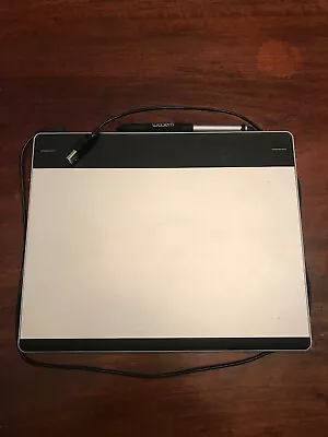 Wacom Intuous Pen Tablet   Pen And Touch Medium • $50