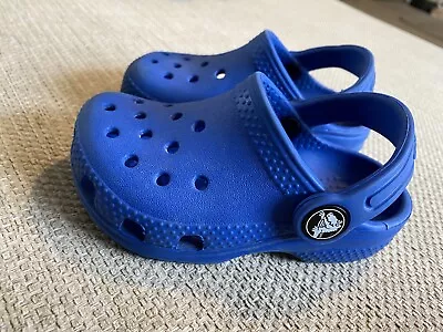 Infant Crocs Size 6 • £6