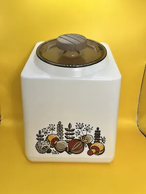 RUBBERMAID Kitchen Cookie Jar CANISTER MUSHROOM & HERB Design 16 Cup #2760 VTG • $25