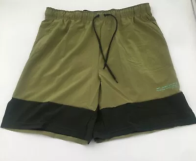 New Nike Mens Standard Fit Training Shorts Size L • $19.99