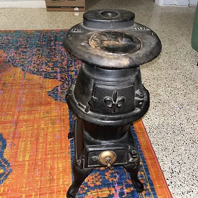 $350 • Buy Vintage King Stove & Range Co. Cast Iron Wood Burning Stove No. 30A Cabin Farm