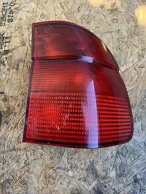 1996 - 2002 Bmw E39 Station Wagon Passenger Side Taillight Right Touring Lamp Oe • $69.89