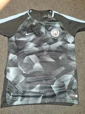 Manchester City Training Top Size 12/13 Years • £6.50