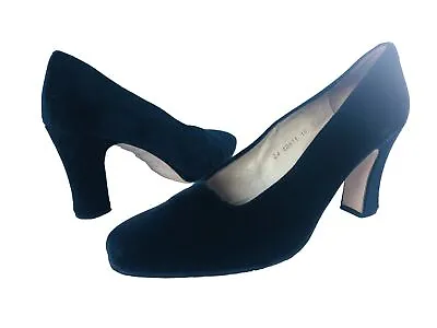 Valerie Stevens España Angel Black Velvet High Heeled Pumps In Women's Sz. 10 • $12.71