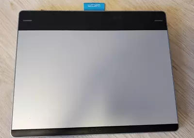 Wacom CTH-680 Intuos Medium Tablet Only Used • $35.55