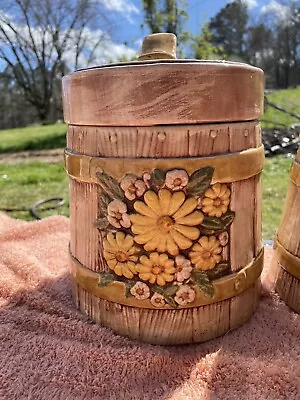 Vintage Cookie Jar Set 1968 • $40