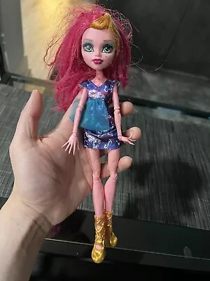 Monster High Gigi Grant Freaky Field Trip • $14