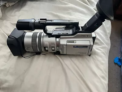 Sony DCR-VX2000 Camcorder -  Metallic Silver + Camera Bag • $300