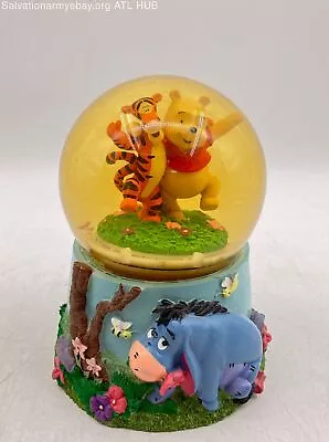 Disney's Winnie The Pooh And Tiger Musical Water Globe • $9.99