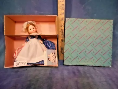 Vintage Vinyl Madame Alexander Doll: Betsy Ross 431 W Tags Box MIB DG79 • $9.99